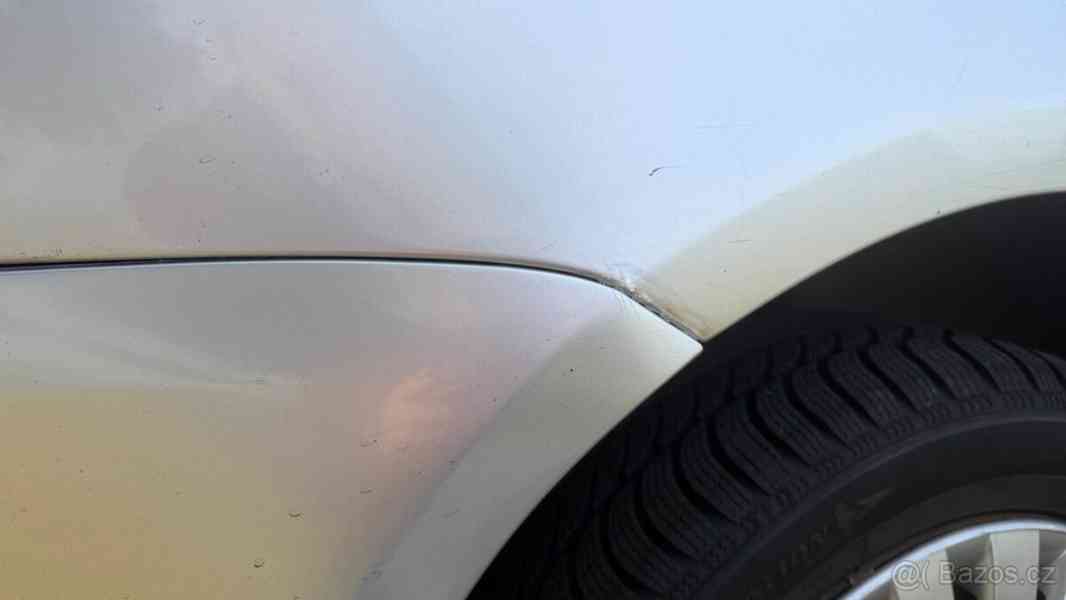 Volkswagen Touran 1,9   TDI 77KW - foto 13