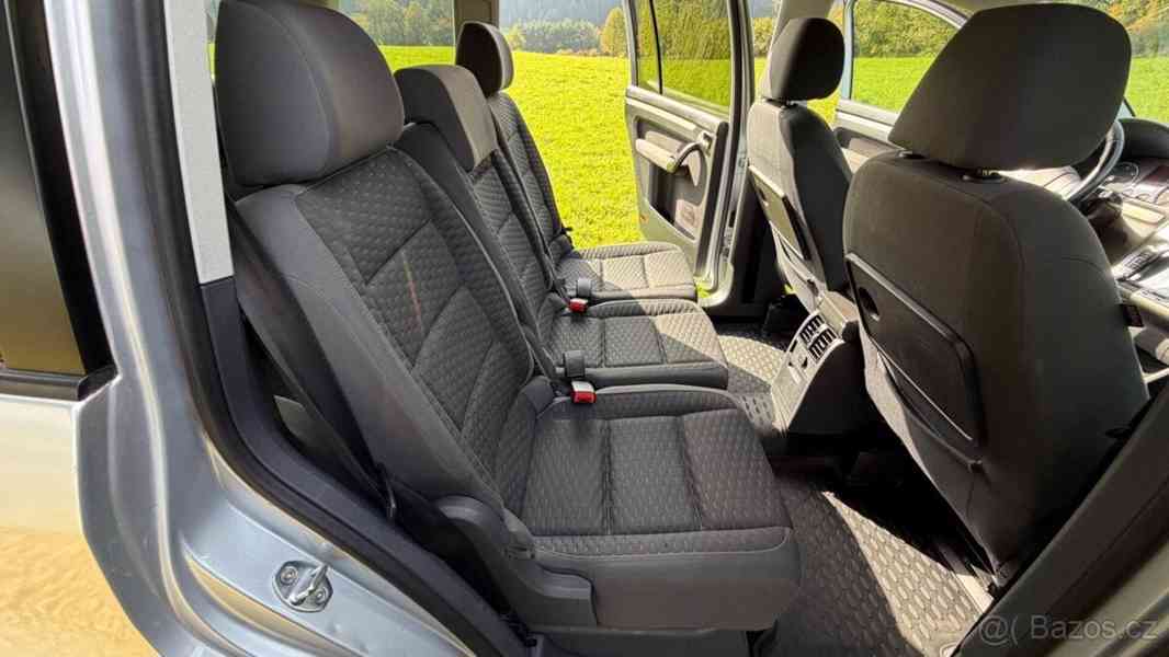 Volkswagen Touran 1,9   TDI 77KW - foto 12
