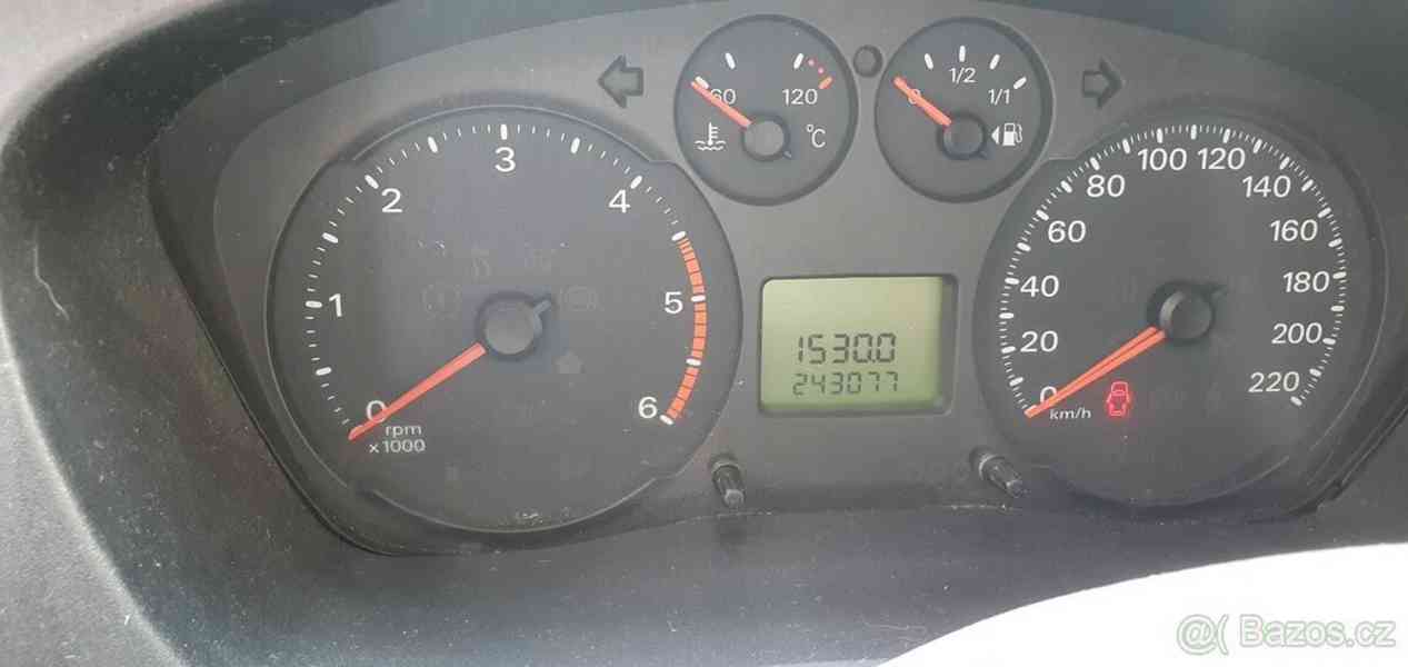 Ford Transit 2,2 L1H1 s vestavbou na spaní - foto 5