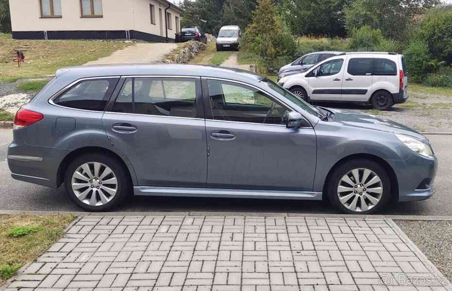 Subaru Legacy 2,0   2012 - 4x4 - D - foto 3