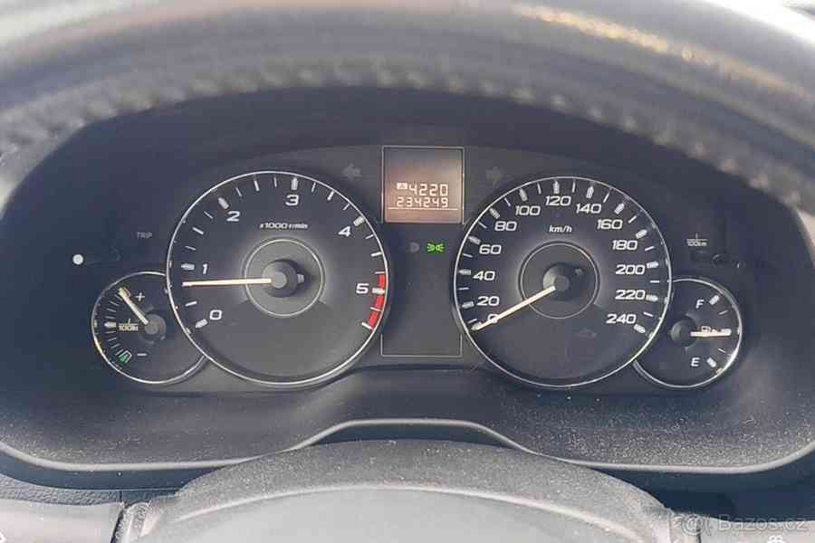 Subaru Legacy 2,0   2012 - 4x4 - D - foto 8