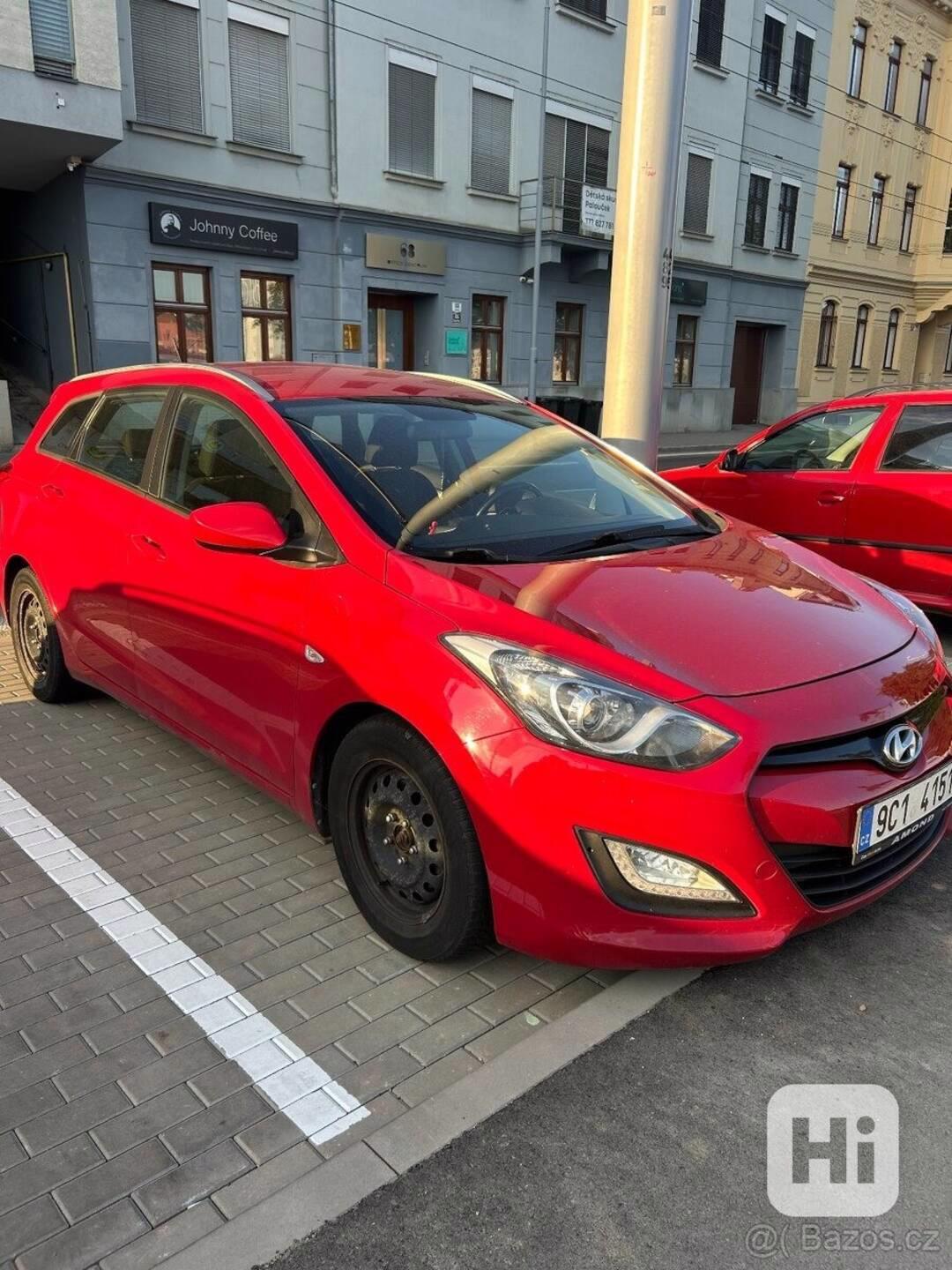 Hyundai i30 1,6   MPI - foto 1