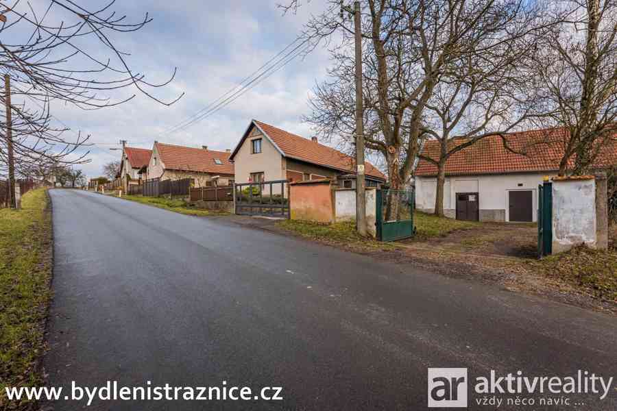 Prodej, Pozemek se stavbou, Strážnice, okres Mělník - foto 7