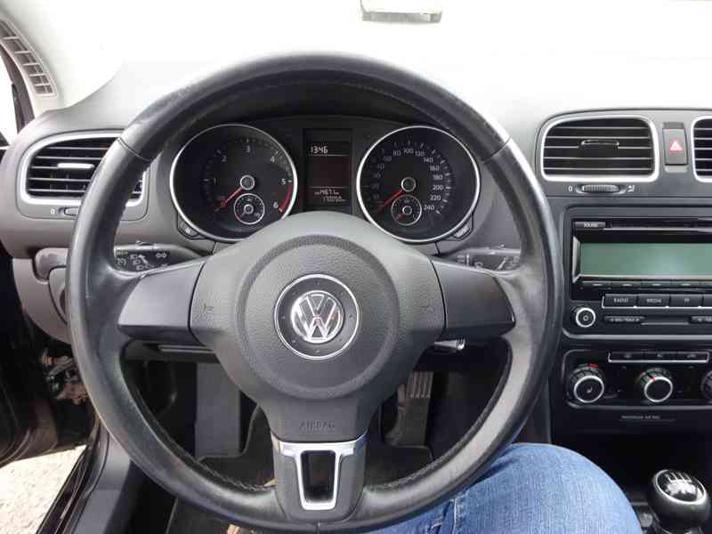 VW Golf 1.6 TDI r.v.2010 (servisní knížka) - foto 10