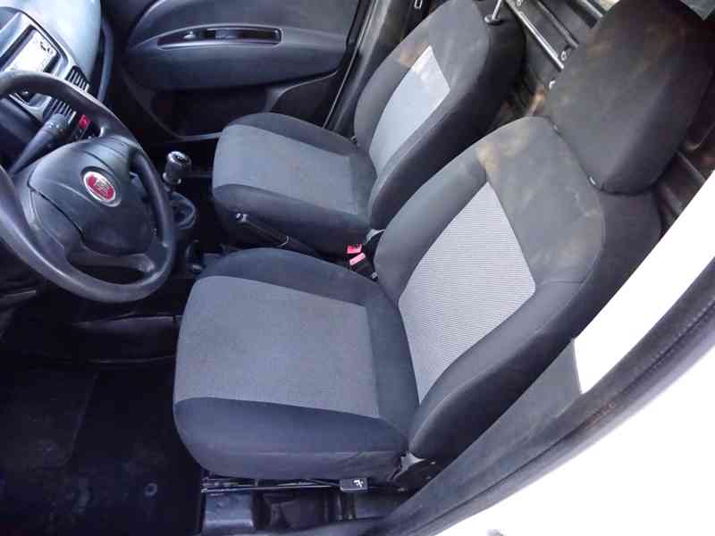 Fiat Dobló 1.4T-JET r.v.2013 1:majitel (DPH) - foto 8