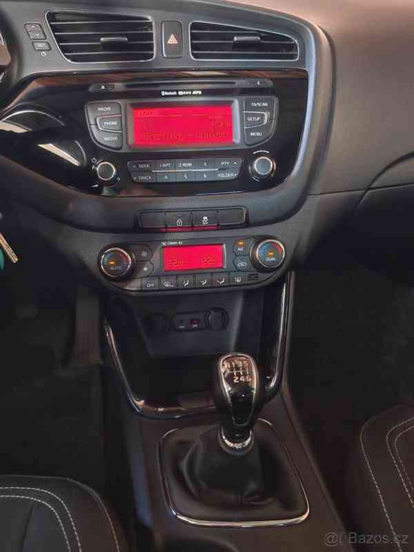 Kia Ceed 1,6   CRDI - foto 13