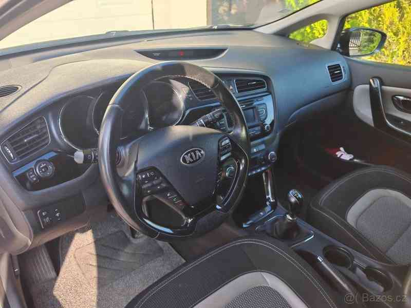 Kia Ceed 1,6   CRDI - foto 14