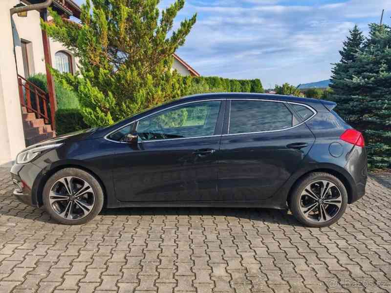 Kia Ceed 1,6   CRDI - foto 17