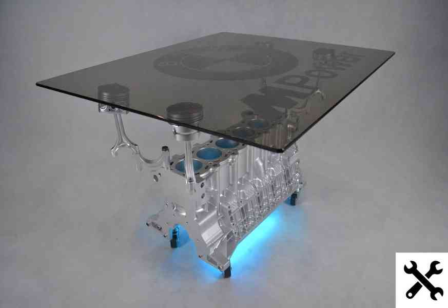 Konferenční stůl blok motoru R4 R6 V6 V8 V12 - foto 3