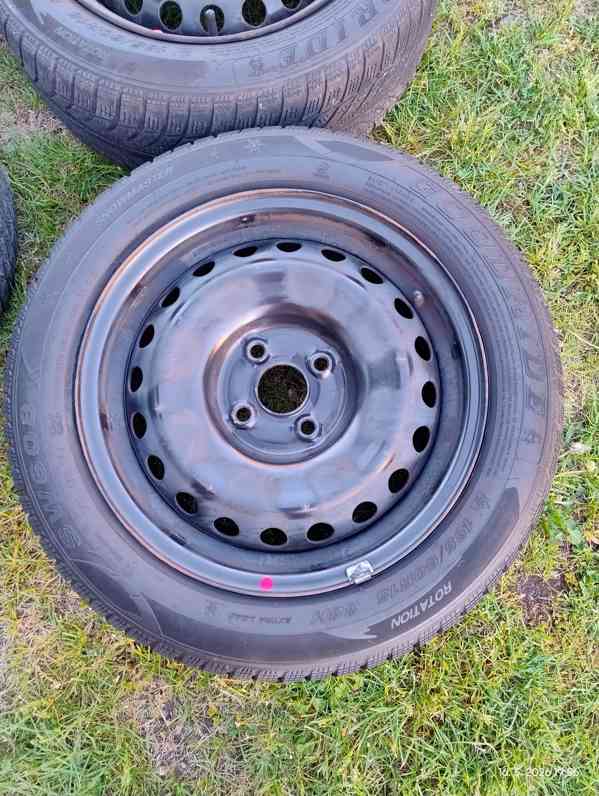 Plechové disky  15", 4x100 plus zimní pneumatiky  - foto 2