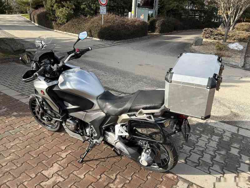 Honda VFR 1200 X Crosstourer 2012 - foto 5