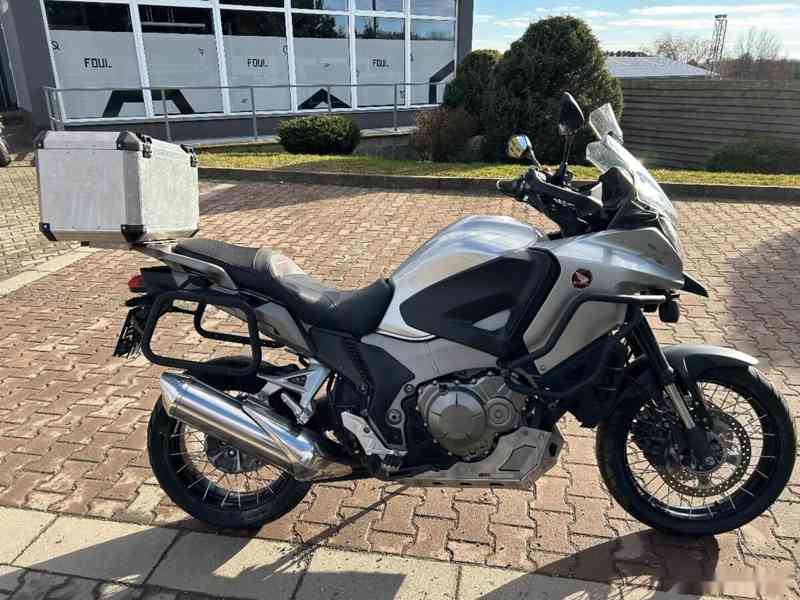Honda VFR 1200 X Crosstourer 2012 - foto 2