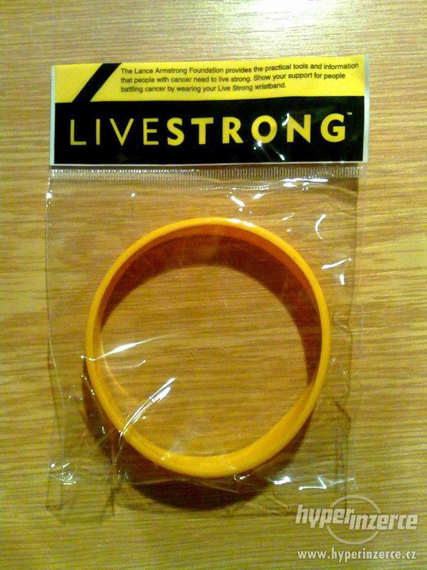 Originální žlutý náramek NIKE - LIVESTRONG - foto 1