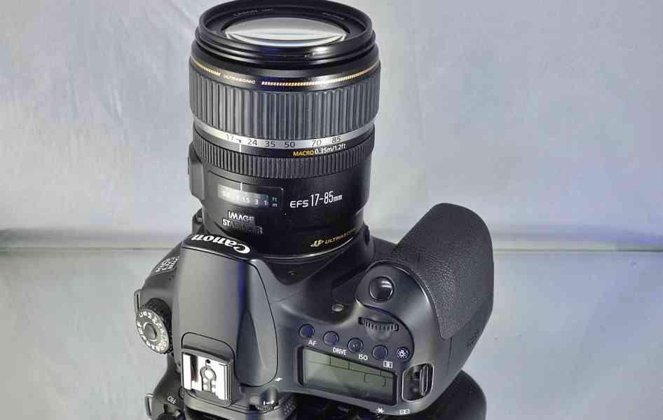 Canon EOS 60D + Objektiv 17-85mm  48000 Exp. - foto 7