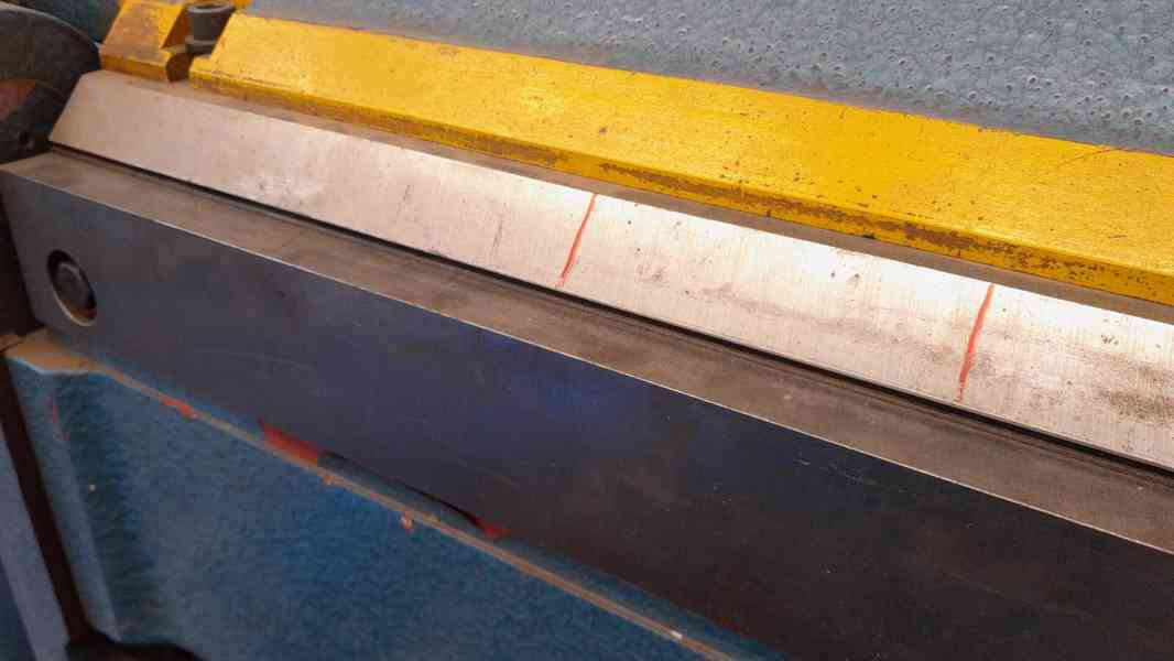 Použitá ohýbačka plechu XO-1000/3A, r. v. 1994 - foto 3