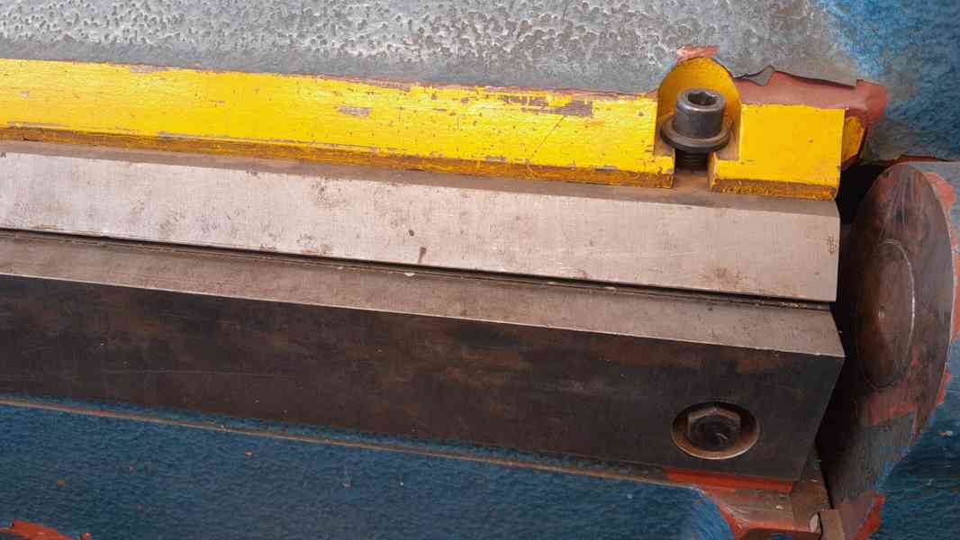 Použitá ohýbačka plechu XO-1000/3A, r. v. 1994 - foto 5