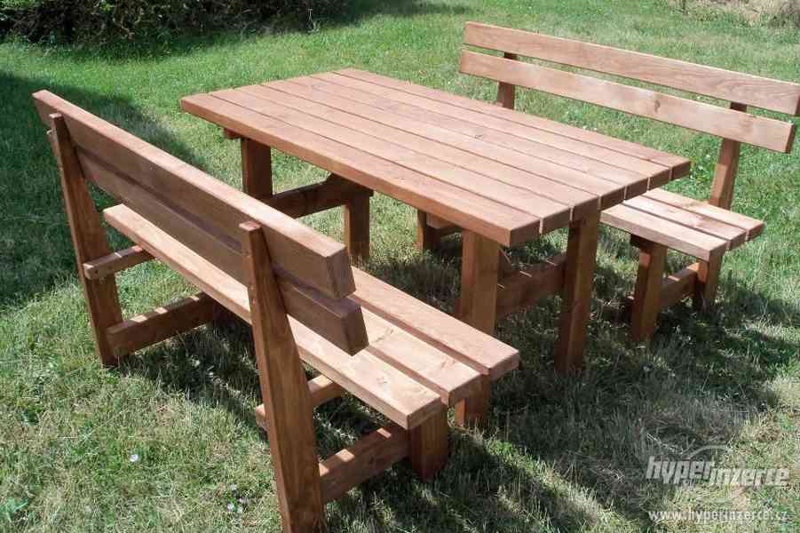 Zahradní set (nový) - stůl a 2 lavice - foto 1