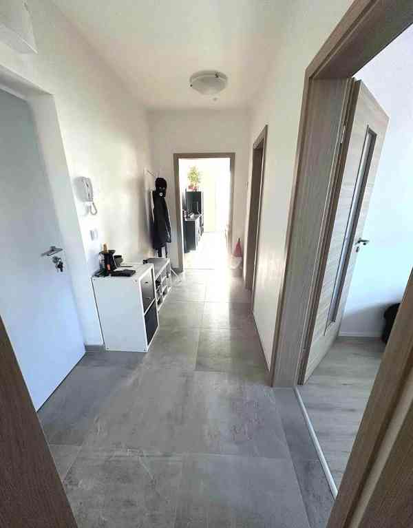 Pronájem bytu 2+kk 60 m² - foto 9