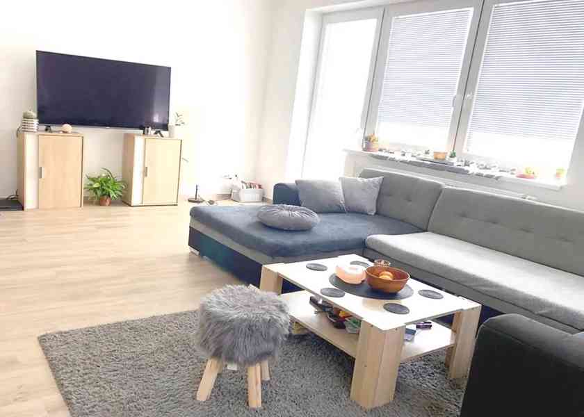 Pronájem bytu 2+kk 60 m² - foto 2