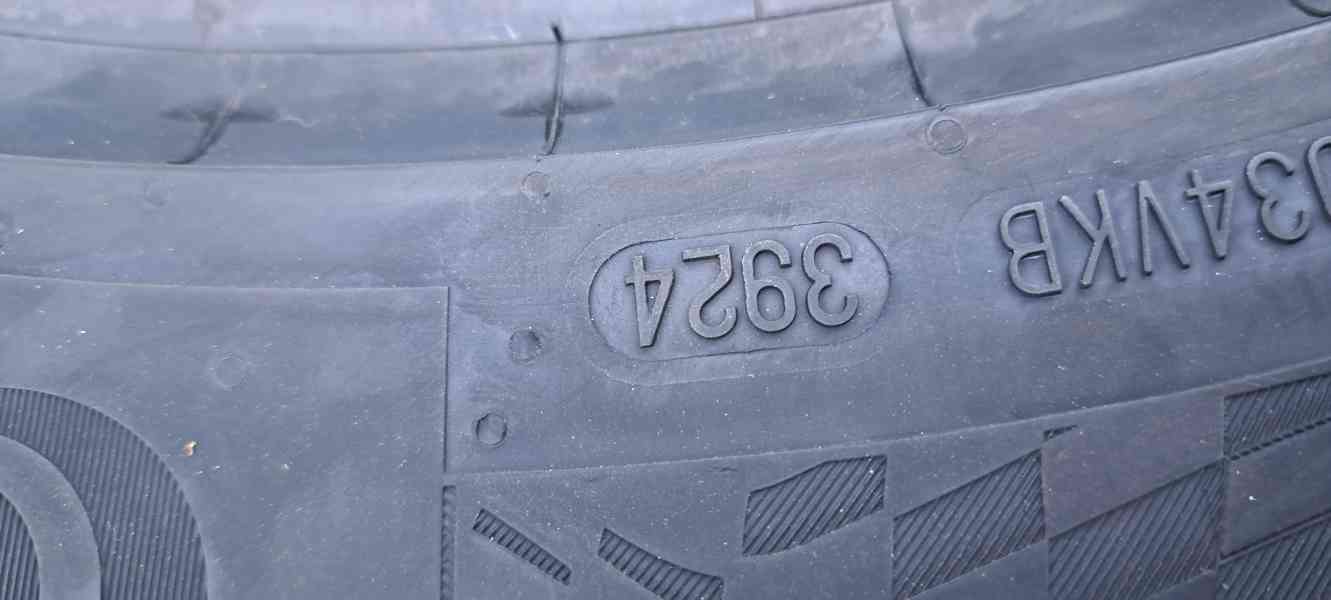 285/45R21*W WINTERCONTACT 8 S 113W FR XL - foto 4