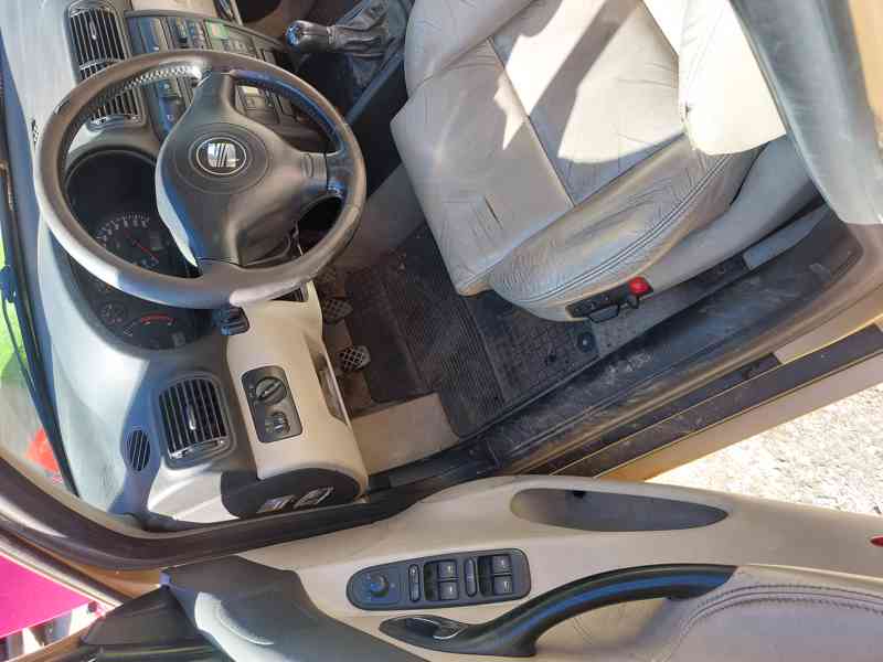 SEAT TOLEDO II 1,9 Tdi 81 Kw - foto 9