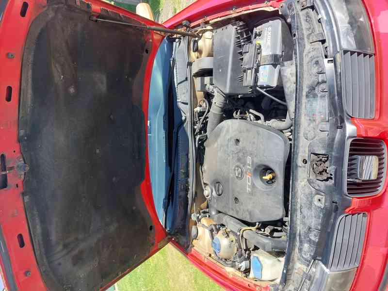 SEAT TOLEDO II 1,9 Tdi 81 Kw - foto 7