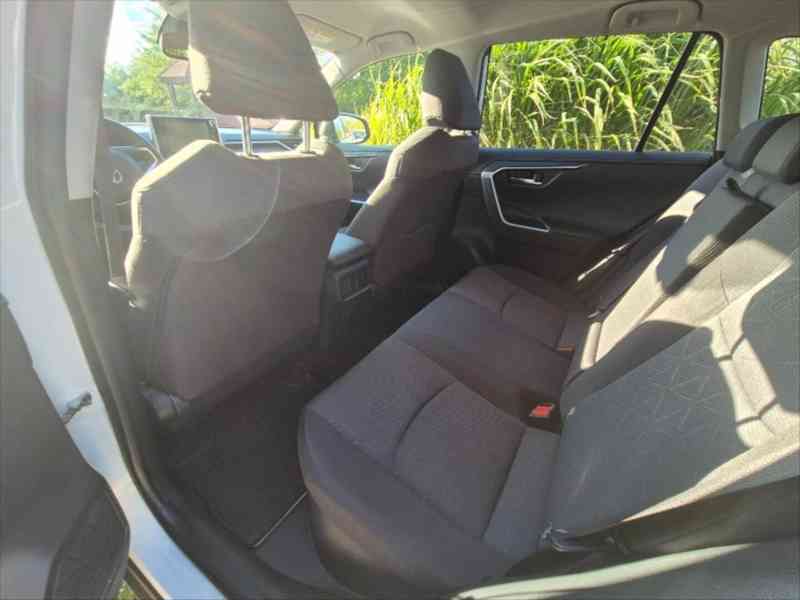 Toyota RAV4 2,5   Hybrid AWD-i, 2021 - foto 5