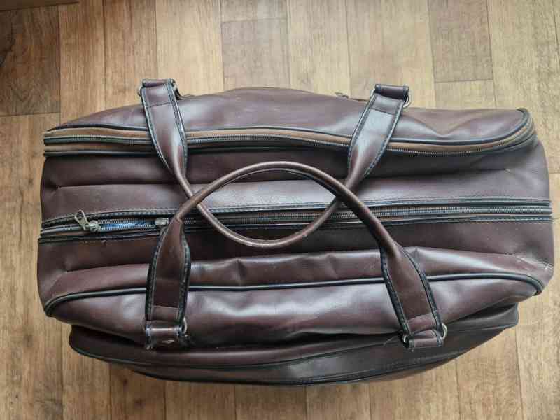 Batohy na záda a tašky: od 140 Kč za jeden nebo jednu - foto 21