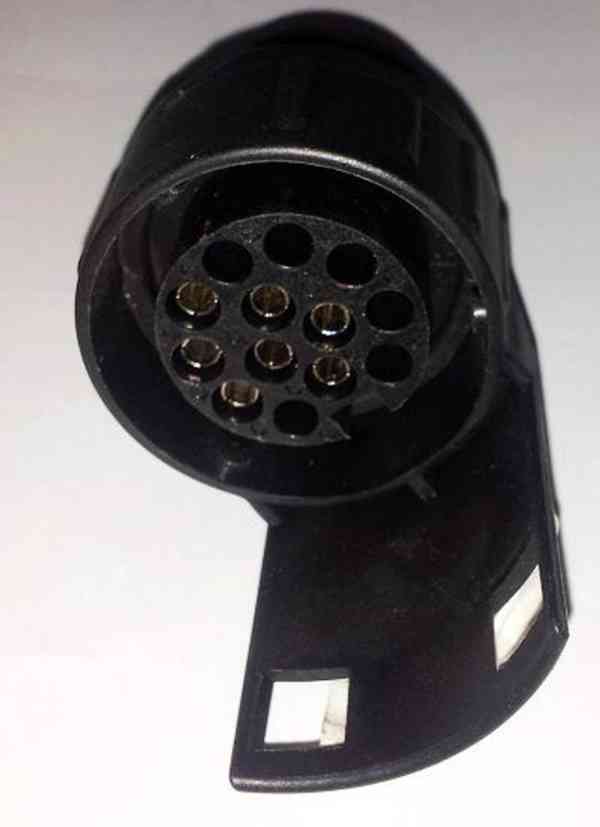 Redukce – adaptér – tažné zařízení AUTO 7 na VOZÍK 13 pólů - foto 2