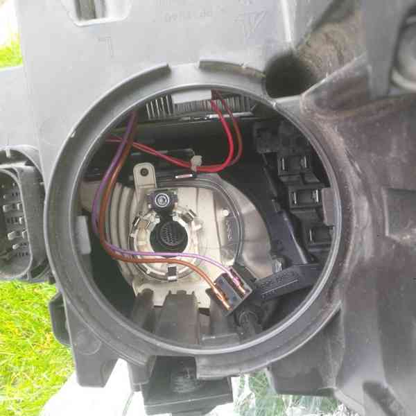 svetlo leve xenon vw sharan levy 7n1941033 10- - foto 10