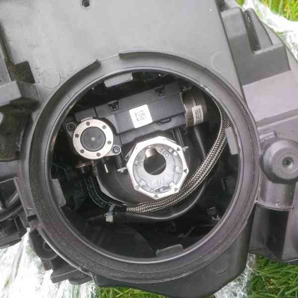 svetlo leve xenon vw sharan levy 7n1941033 10- - foto 9