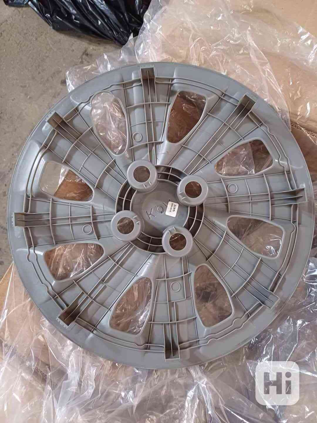 Poklice 15" Kia - foto 1