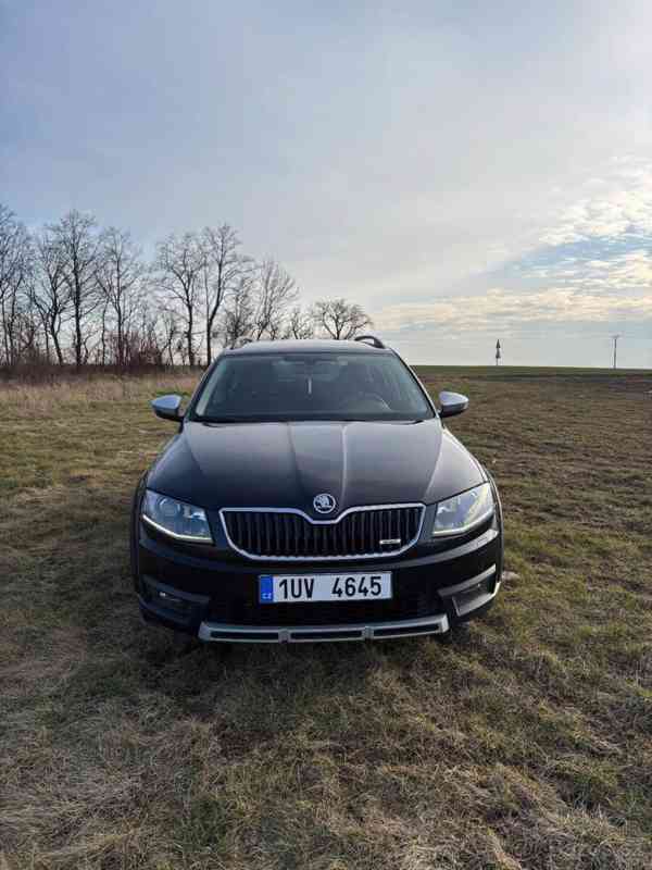 Škoda Octavia 2,0   3 scout - foto 3