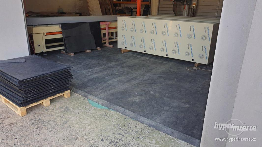Průmyslová podlaha - desky z recyklovaného PVC 120x80cm - foto 2