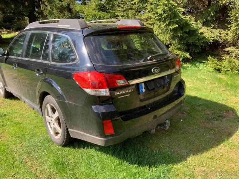 Subaru Outback 2,5 I - foto 2