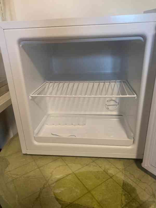 Mrazák Siguro MB-E241W Essentials - foto 2