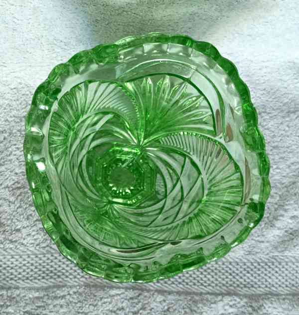 SKLENĚNÁ VÁZA  - foto 3