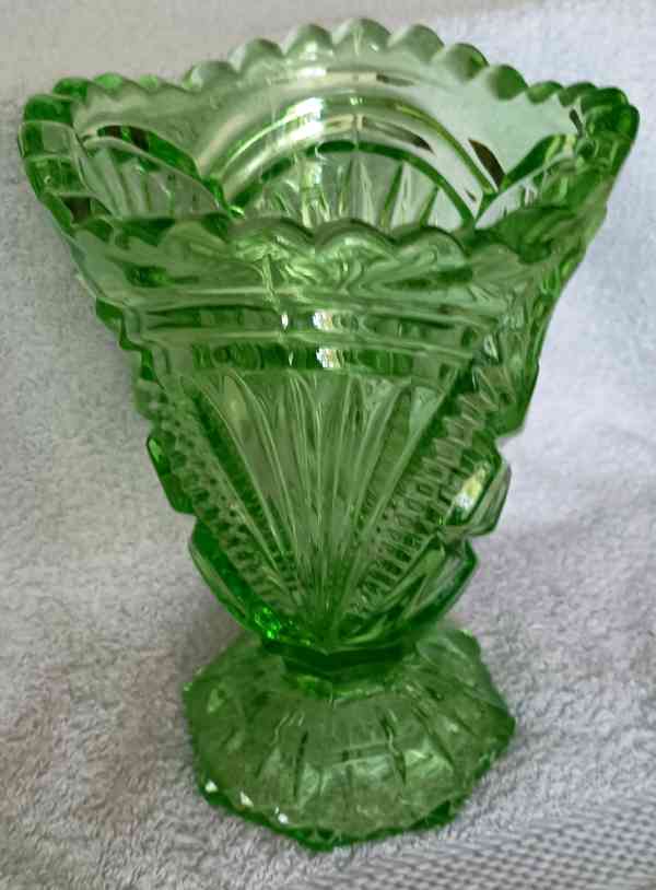 SKLENĚNÁ VÁZA  - foto 4