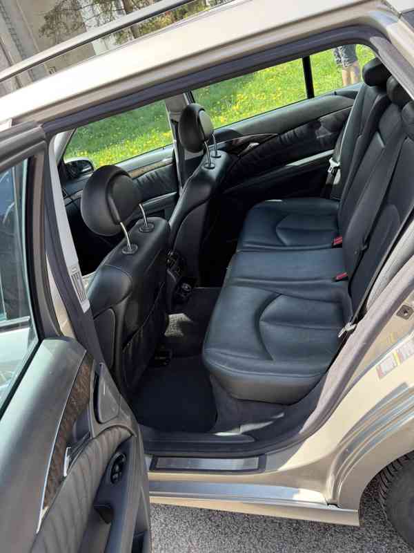 Mercedes-Benz E 211 3.2 V6 4MATIC – AVANTGARDE  - foto 3