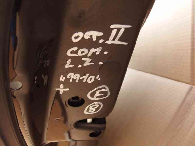 Levé zadní dveře Škoda Octavia II combi - foto 12