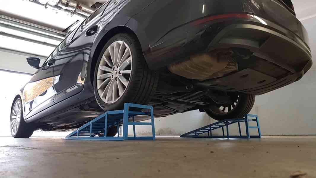 Servisní rampy na pneumatiky až 265 mm / 2000 kg - foto 6