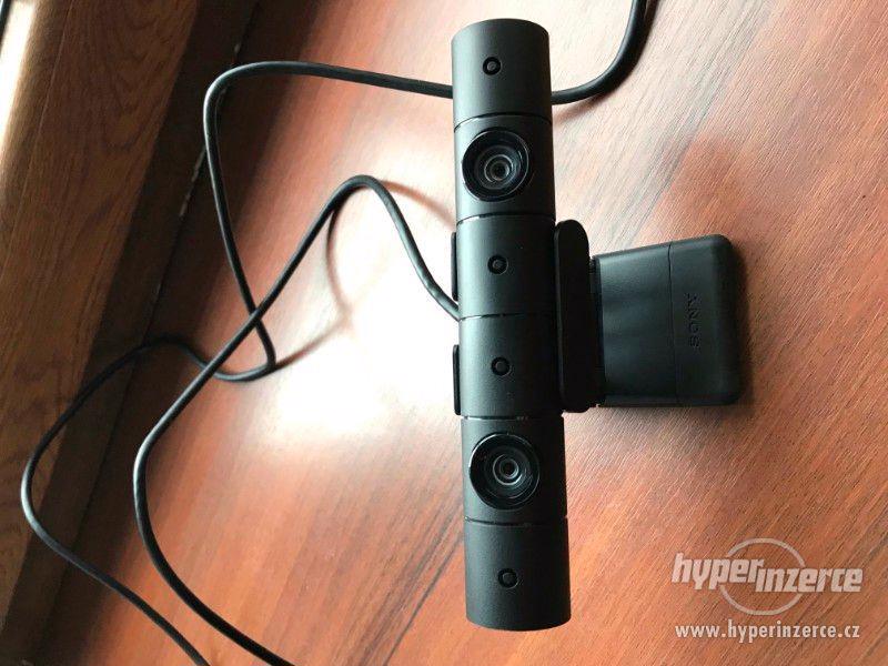 PS VR + PS Camera v2 + 2 Hry, ZÁRUKA DO 16.9.2020 - foto 5