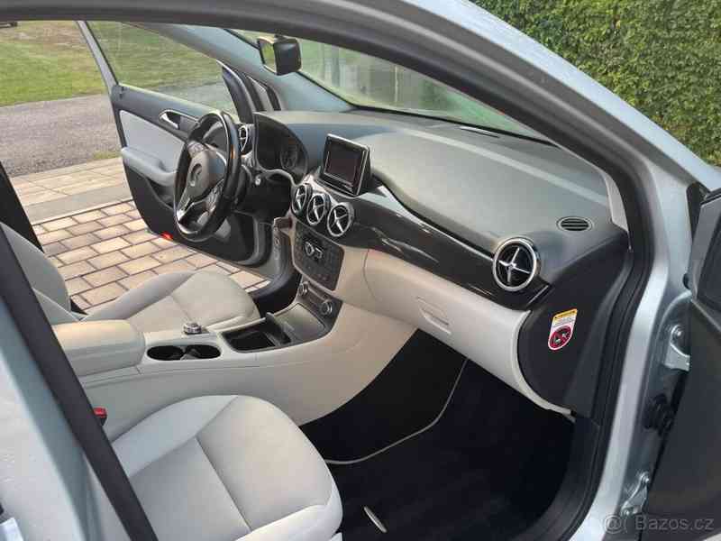 Prodám Mercedes-Benz třídy B, B 180 CDI, r.v.2013  - foto 9