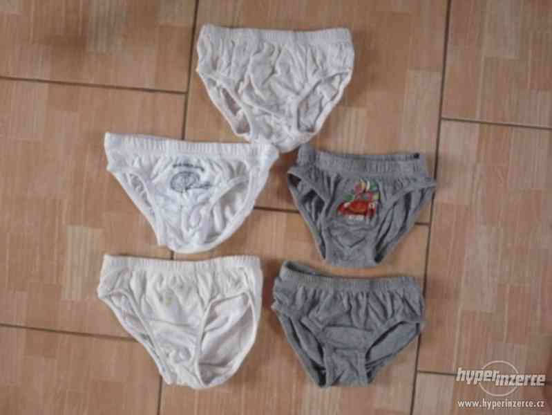 Spodní prádlo (slipy) pro kluky vel. 86-104 (2-4roky) - foto 2