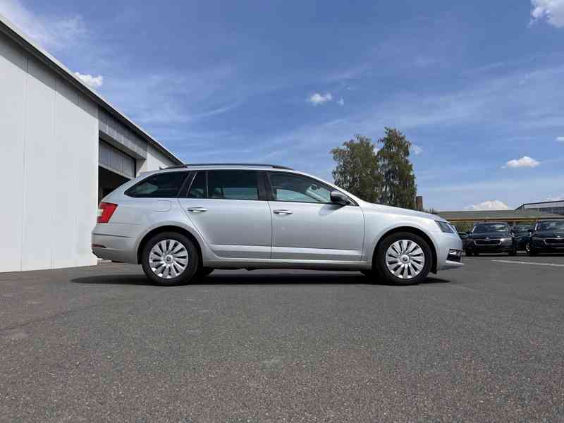 Škoda Octavia Combi 1.6 TDI Ambition 85kw - foto 11