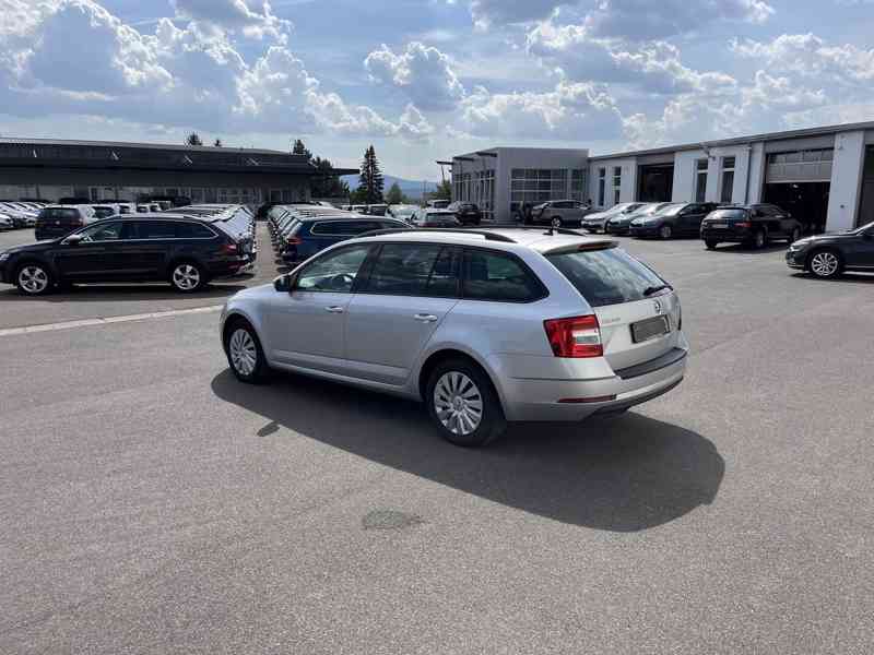 Škoda Octavia Combi 1.6 TDI Ambition 85kw - foto 19