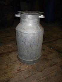 kočár, nádoby,  konev - foto 3