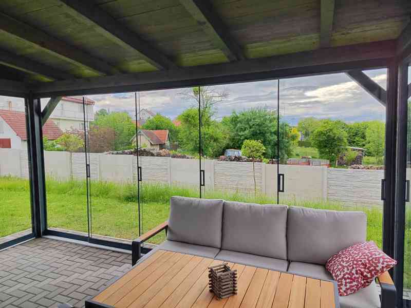 Bezrámové posuvné zasklení - pro montáž svépomoci - foto 4