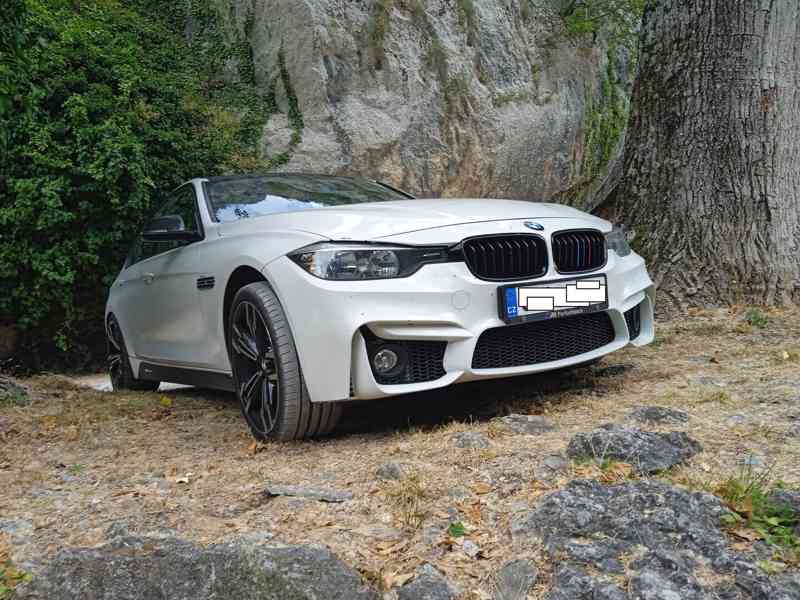 BMW 318 D - foto 5