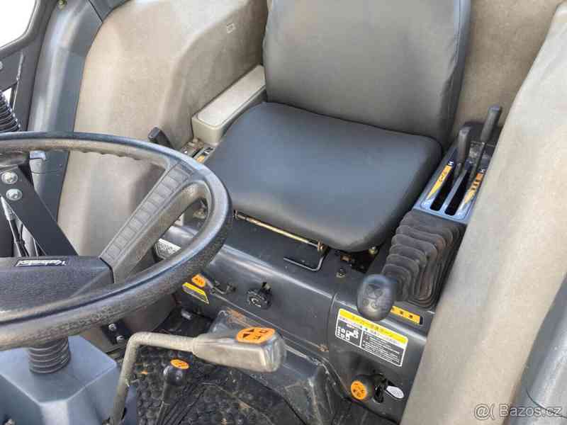 Malotraktor Kubota GL 27 s kabinou a nakladačem  - foto 9